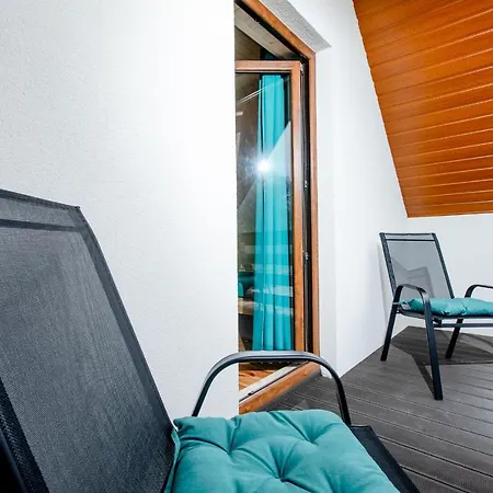 Molo * נישורזה